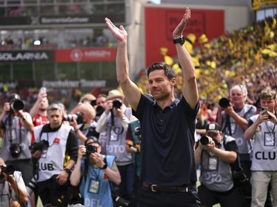 Real Madrid anuncia a Xabi Alonso como su nuevo director técnico