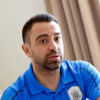 El tierno episodio que vivió Xavi Hernández en plena entrevista virtual