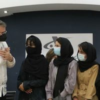 Seis jóvenes afganas llegaron a México: "Salvaron nuestra vida"