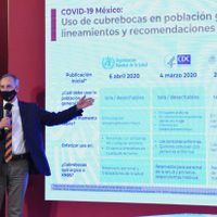 López-Gatell refuta ahora 'distorsiones” sobre riesgos del personal de salud y cubrebocas
