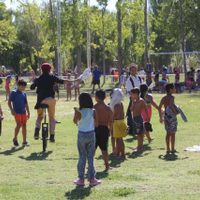 Convenio clave entre la Municipalidad de Neuquén y clubes privados para garantizar las colonias de vacaciones gratuitas