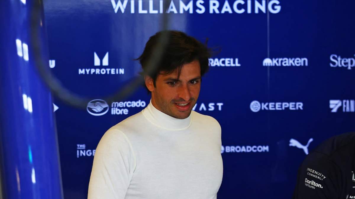 Carlos Sainz Fuente: (X)