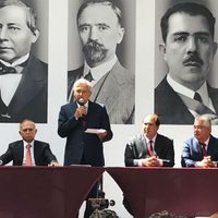 Cambios y nuevos rostros en el gabinete de AMLO (Videos)
