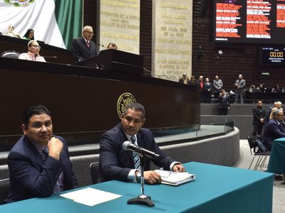 Diputados aprueban el desafuero del fiscal de Morelos, Uriel Carmona