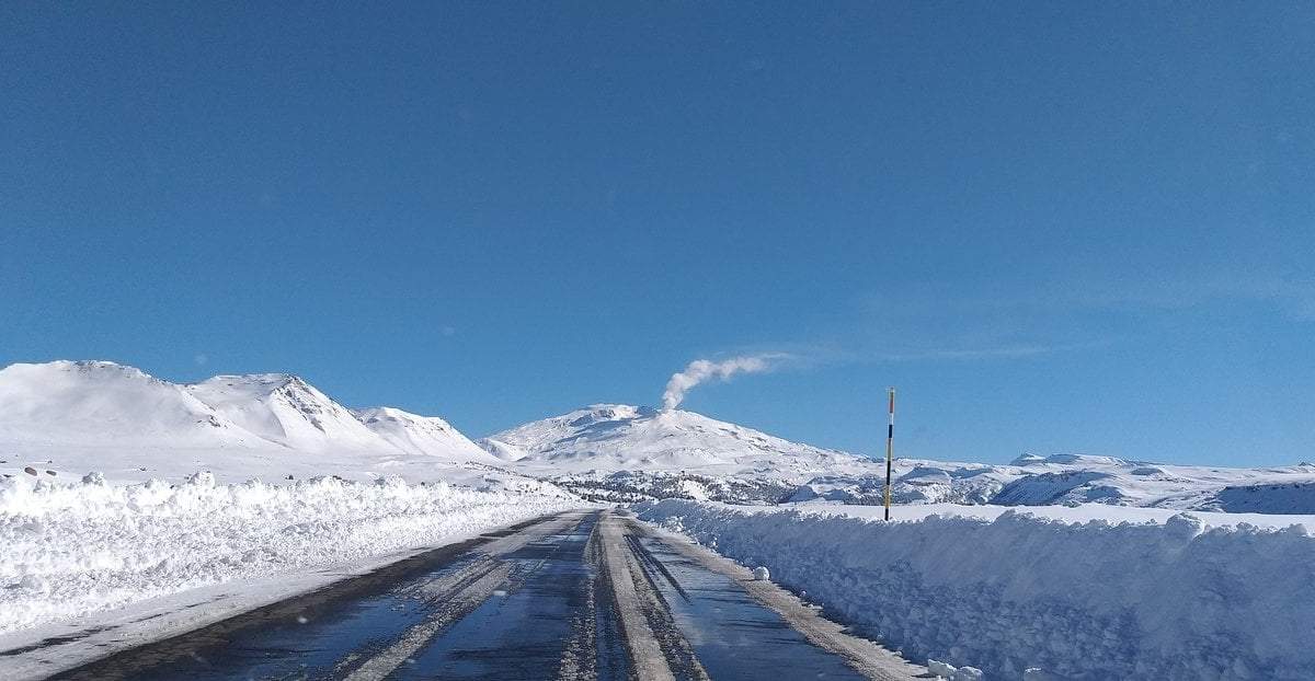 Acceso a Caviahue. Fuente: (Twitter)