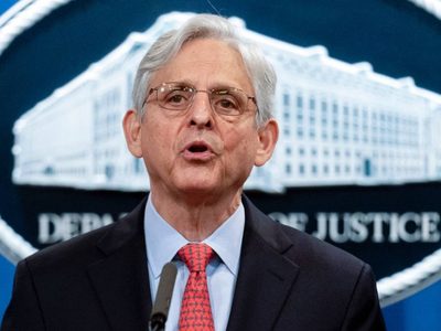 El fiscal general de EU promete que protegerán a las mujeres que busquen abortar libremente en Texas