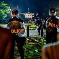Crisis en Estados Unidos: violentas manifestaciones frente a la Casa Blanca