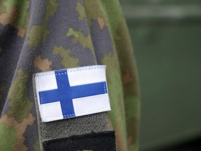 Finlandia rompió ocho décadas de no alineamiento: solicitaría pronto su ingreso a la OTAN