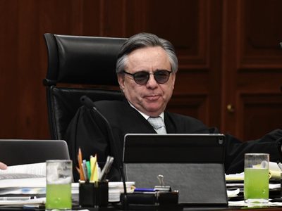 Eduardo Medina Mora renuncia como ministro de la SCJN