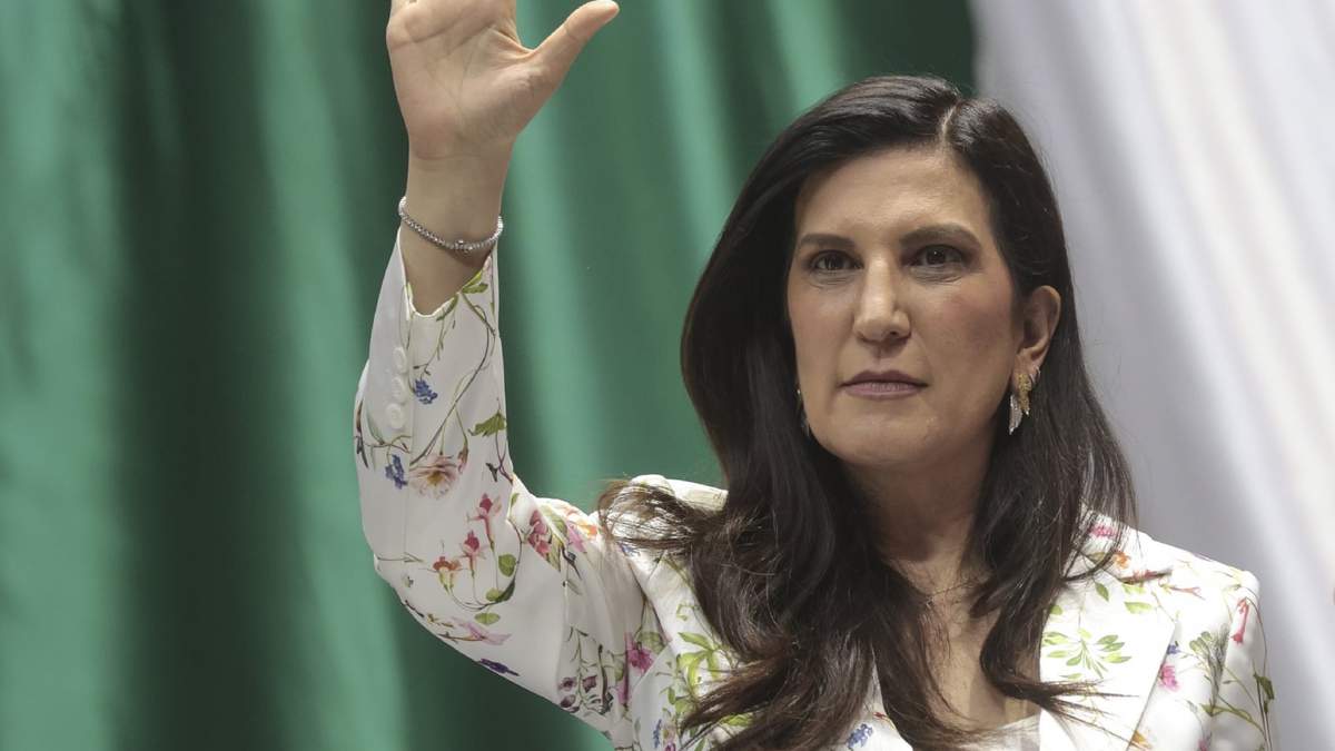 La presidenta de la Cámara de Diputados, Kenia López Rabadán