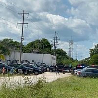 Ataque armado dentro de penal en Playa del Carmen deja dos reclusos muertos