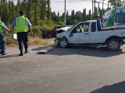 Impactante choque entre dos camionetas dejó un saldo fatal