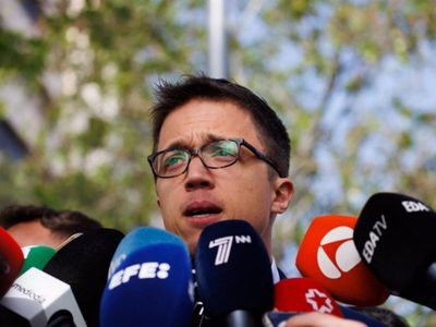 Iñigo Errejón ensalzaba el feminismo y censuraba el acoso en la misma fecha en la que acosó a la act