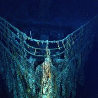 Un video grabado en 8K muestra los restos del Titanic con un detalle jamás visto