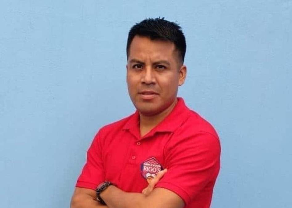 Rigoberto Martínez Sandoval, entrenador de niños triquis