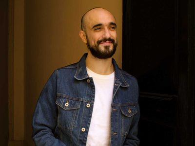 La primera foto de Abel Pintos con su bebé en brazos: "Que la paz los mire a los ojos"