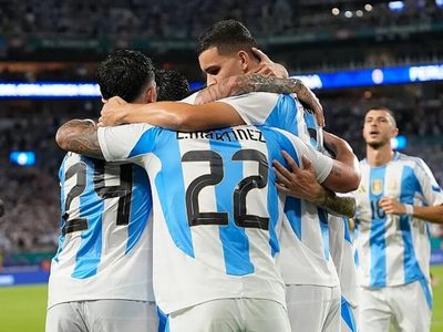 Primera experiencia en Europa: la figura de la Selección Argentina que fue presentado en Francia