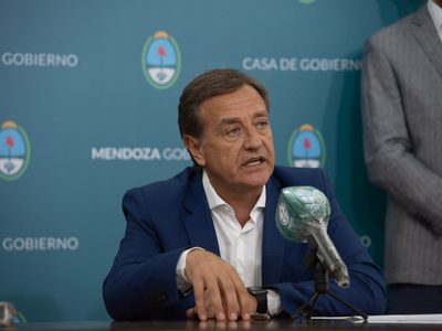 Reunión en Olivos: el gobernador de Mendoza busca el apoyo del Gobierno para enfrentar la pandemia