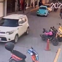 Sujeto le corta la mano de un machetazo a un agente de la Guardia Nacional (Video)