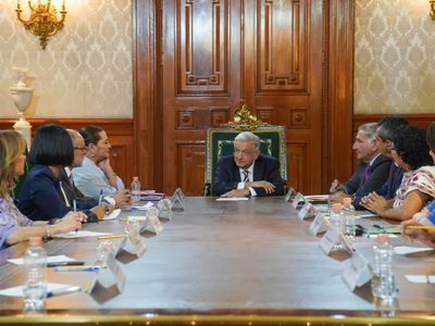 “Altamente productiva, exitosa”, la reunión de AMLO con consejeros del INE: Taddei