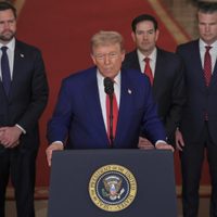 Trump afirma que los ataques de EU contra instalaciones nucleares de Irán fueron un éxito (Video)