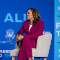 La vicepresidenta de EU, Kamala Harris, felicita a Claudia Sheinbaum por su triunfo