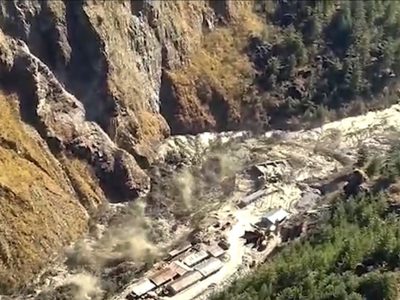 Riada por desprendimiento de un glaciar deja 26 muertos y más de 170 desaparecidos en India