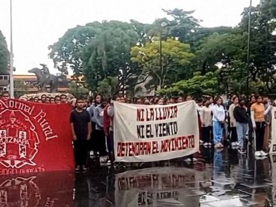 Alumnas de la Normal de Amilcingo exigen destitución de docentes por irregularidades