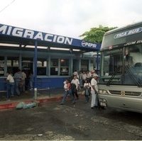El gobierno evalúa extender la zona libre de impuestos en la frontera sur