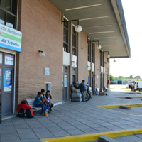 Firmaron un contrato para construir la nueva terminal de ómnibus en Viedma