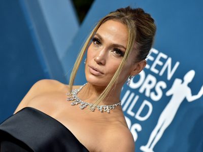 Enamora: Jennifer López conquistó con un nuevo peinado y un maquillaje impecable