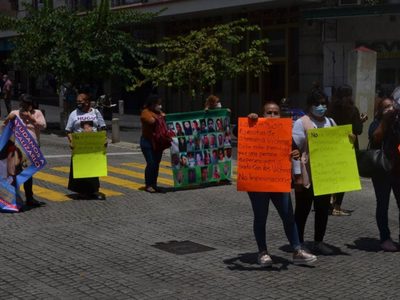 Colectivos de desaparecidos de Veracruz protestan por nominación para atención a víctimas