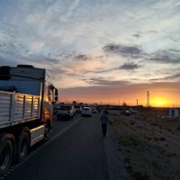 Trabajadores de Desarrollo Social cortan en la Ruta 22, a la altura de Arroyito