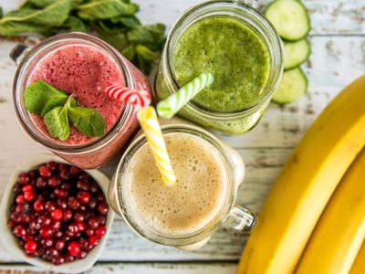 Recetas sencillas y nutritivas para hacer los mejores licuados del verano