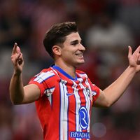 "Me invitó": el gesto de Julián Álvarez con un argentino que juega en el ascenso de Inglaterra