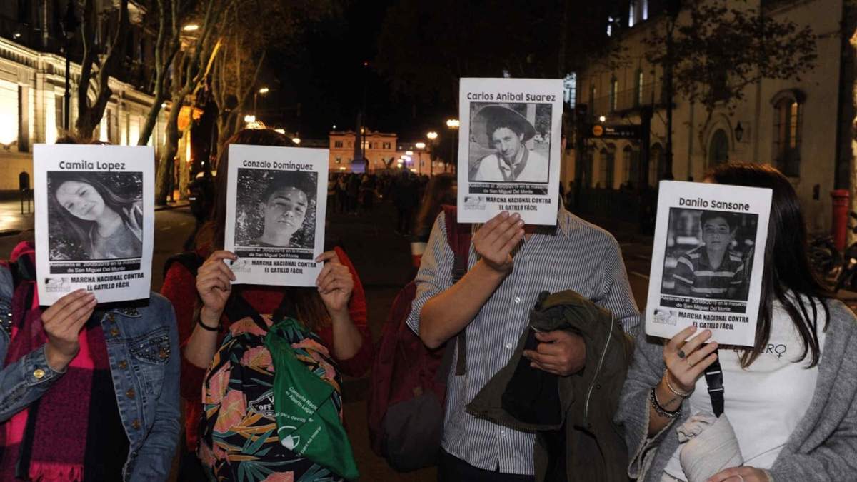 Familiares de las víctimas reclaman justicia. Fuente: (Twitter)