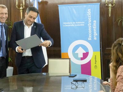 Nación y Provincia firmaron un convenio para el financiamiento del manejo del fuego