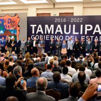 García Cabeza de Vaca advierte a su gabinete: 'El que no cumpla se va”