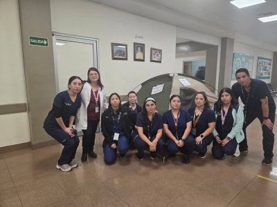 Ante falta de instalaciones dignas, pasantes del HG de Mexicali usan casas de campaña para descansar