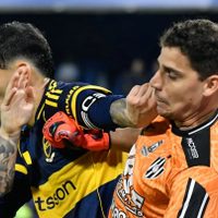 “Tiene un cuidado especial”: la fuerte denuncia de Central Córdoba contra Leandro Paredes