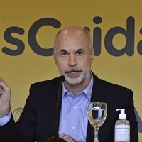 Previo a las elecciones, Larreta repitió una fake news: cuál es la forma correcta de cerrar el sobre
