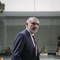 La Barredora: Adán Augusto López huye al ser cuestionado sobre el socio del "Comandante H"