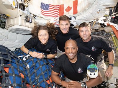 Los astronautas de Artemis II regresan el viernes de su histórica misión a la Luna