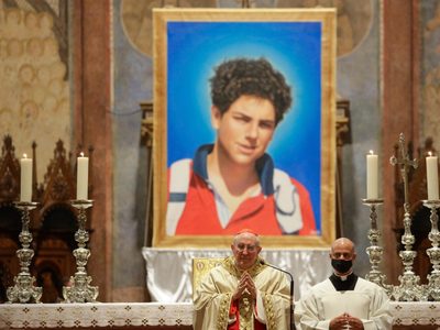 El influencer de Dios: El Papa canonizará este domingo a Carlo Acutis, el primer santo millennial