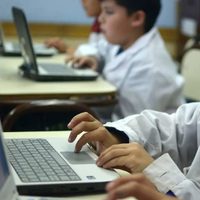 El Movimiento Evita presentó un proyecto para garantizar el acceso a internet en barrios populares