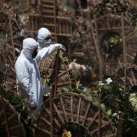 Una de cada tres defunciones en México fue a causa de covid-19 en 2021, afirma especialista