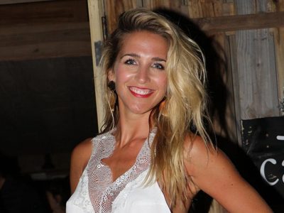 Belleza que encandila: Soledad Fandiño se lució frente al espejo con este look total black