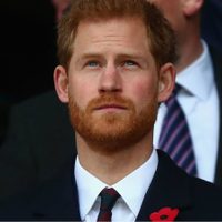Rompió el silencio y contó su verdad: el video de Harry aislado en cuarentena