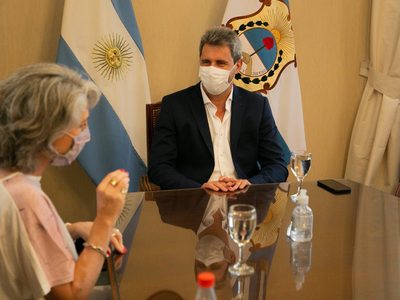 Sergio Uñac se reunió con la presidenta de la Red de Mujeres Mineras de Latinoamérica