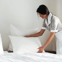 El secreto de los hoteles: con 4 ingredientes caseros, dejá tu colchón impecable y como nuevo